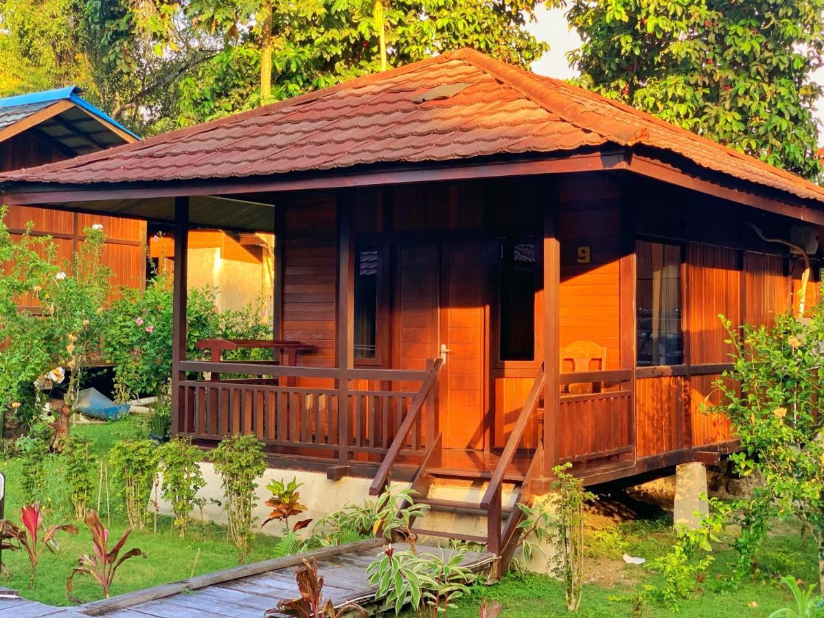 Coriana Dive Resort Waisai Экстерьер фото